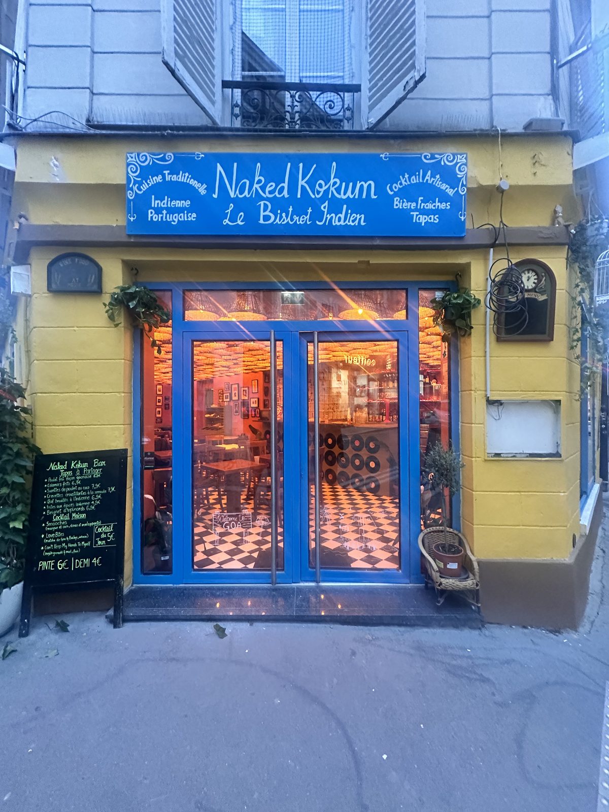 Naked Kokum Bar illustrated signage, Paris
